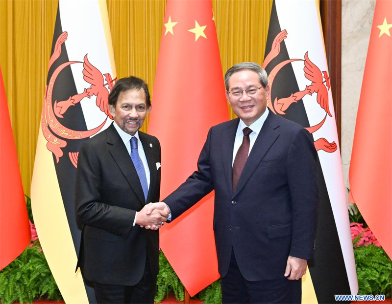 Le PM chinois rencontre le sultan de Brunei