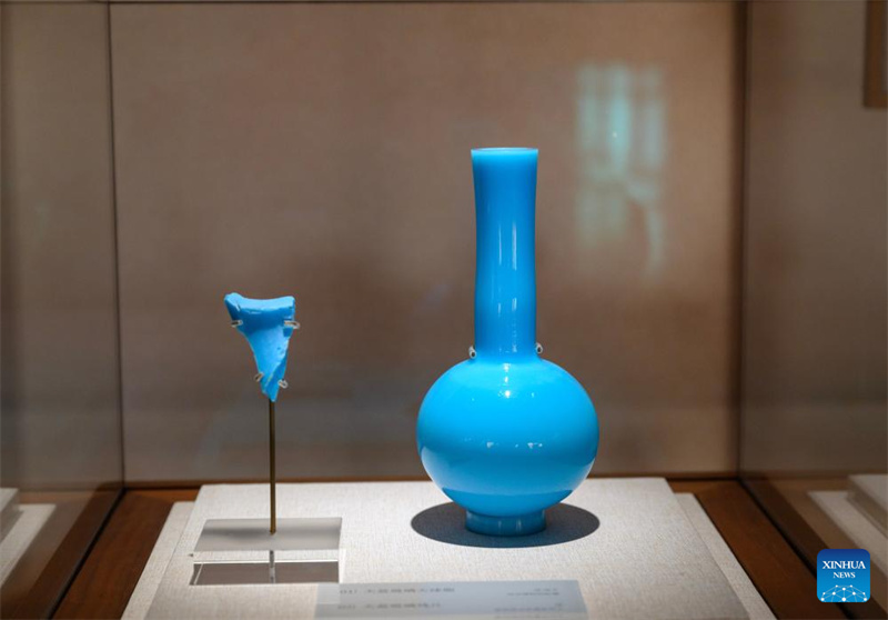 Ouverture au public d'une exposition des découvertes archéologiques du site des ateliers impériaux de la Cité Interdite à Beijing