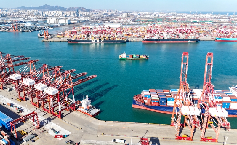 Shandong : le port de Qingdao dépassera les 700 millions de tonnes de fret en 2025