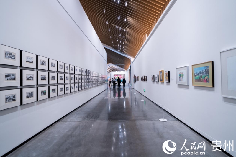 Guizhou : réputée pour son baijiu unique à la saveur de sauce soja, Renhuai prospère grâce à lui