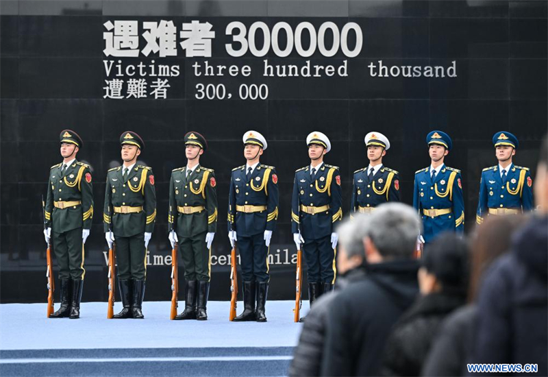 La Chine organise une commémoration nationale pour rendre hommage aux victimes du massacre de Nanjing et appeler au souvenir de l'histoire