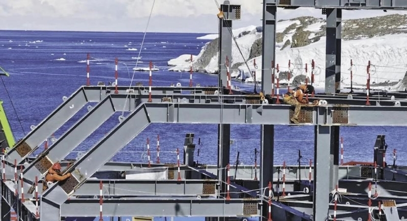 Découvrez comment cette équipe chinoise a construit une station de recherche scientifique moderne sur la calotte glaciaire de l'Antarctique