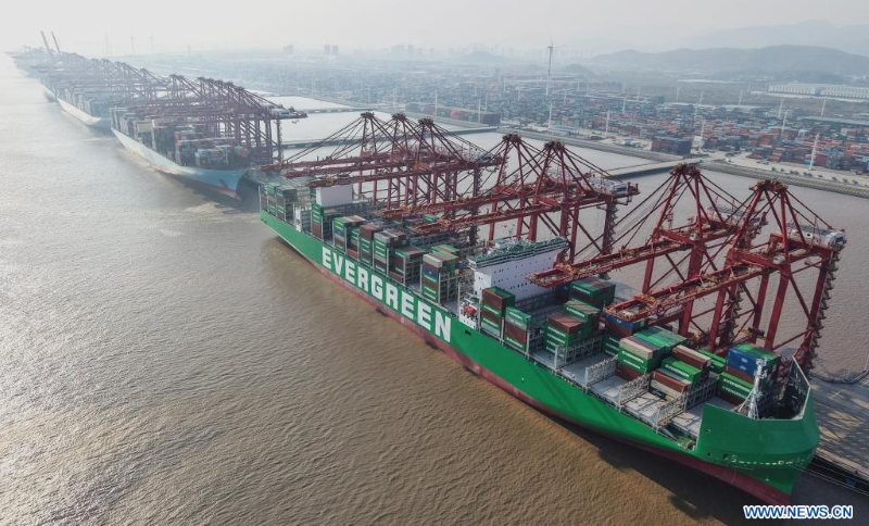 Zhejiang : le port de Ningbo-Zhoushan a vu son débit de fret dépasser 1,4 milliard de tonnes en 2025
