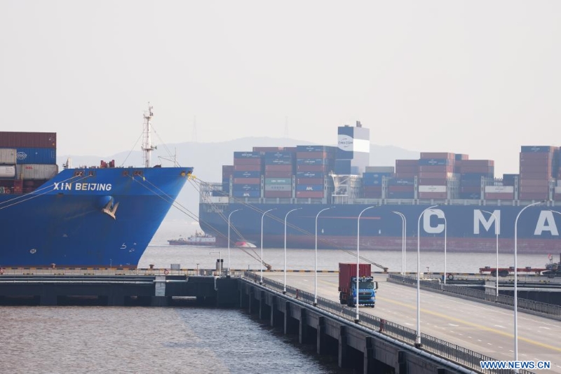 Zhejiang : le port de Ningbo-Zhoushan a vu son débit de fret dépasser 1,4 milliard de tonnes en 2025