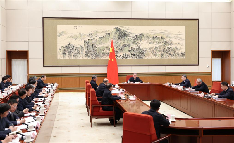 Le Premier ministre chinois préside une réunion exécutive du Conseil des Affaires d'Etat