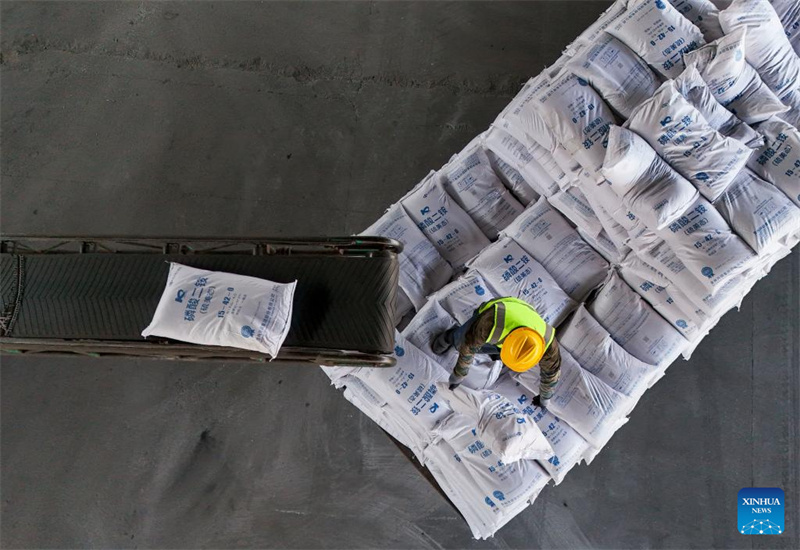 Heilongjiang : à Harbin, un centre ferroviaire offre des garanties pour les labours de printemps