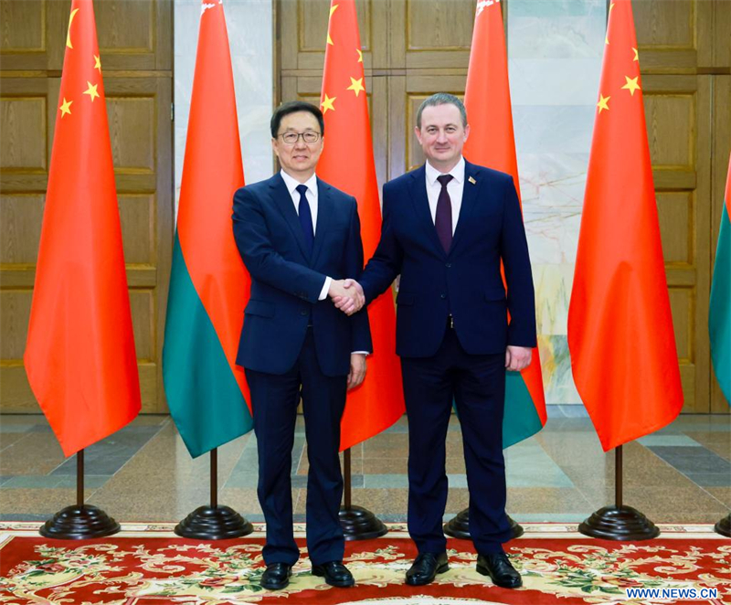 Le vice-président chinois rencontre le Premier ministre biélorusse