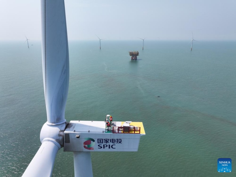 Jiangsu : le parc éolien offshore de Rudong en cours de maintenance pour garantir une alimentation électrique stable