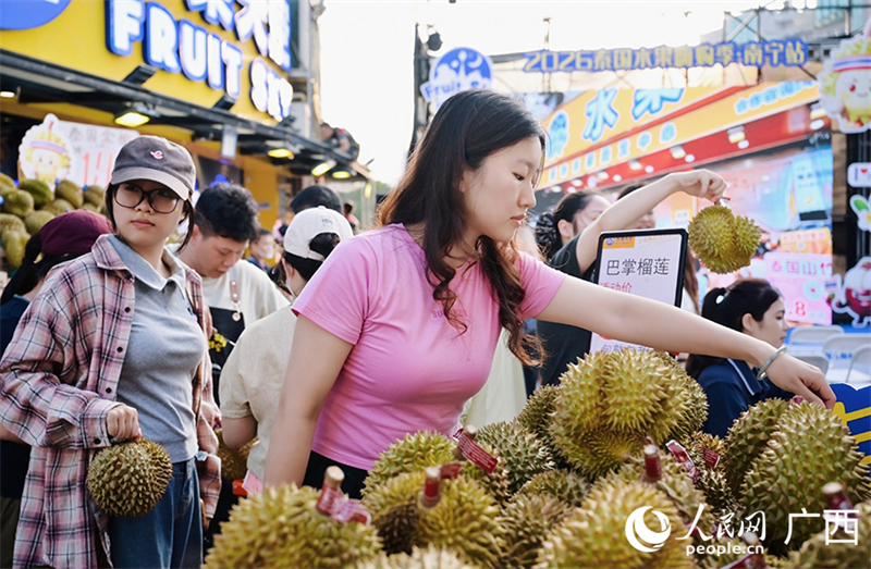 Guangxi : les fruits frais de l'ASEAN accélèrent leur diffusion en Chine à partir d'ici