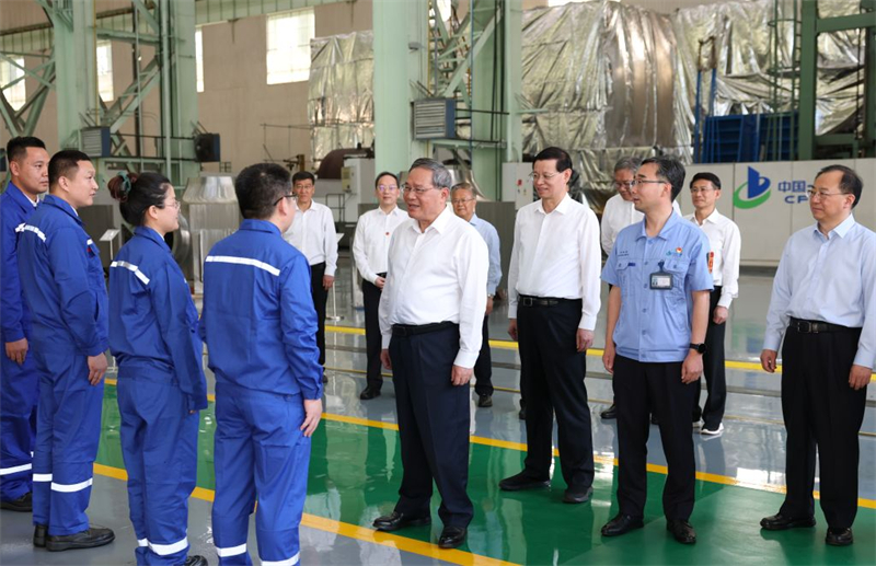 Le Premier ministre chinois insiste sur les efforts déployés pour promouvoir une fabrication d'équipements haut de gamme
