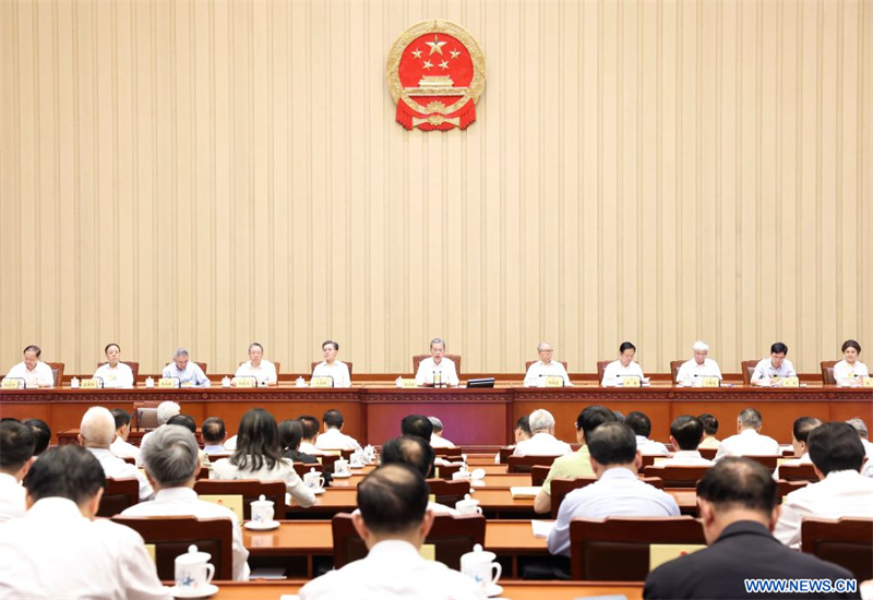 Clôture d'une session du Comité permanent de l'organe législatif suprême de la Chine