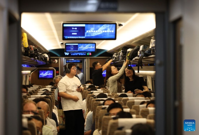 La ligne ferroviaire à grande vitesse Beijing-Shanghai célèbre le 15e anniversaire de son exploitation