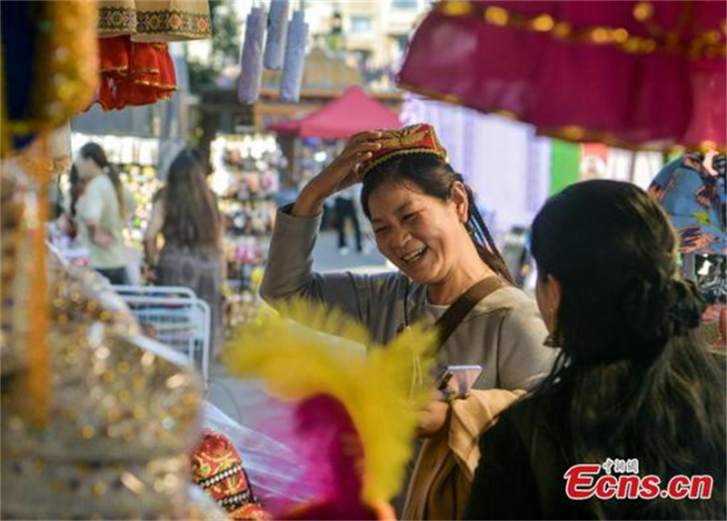 Les femmes du Xinjiang, moteurs du développement après sept décennies de progrès
