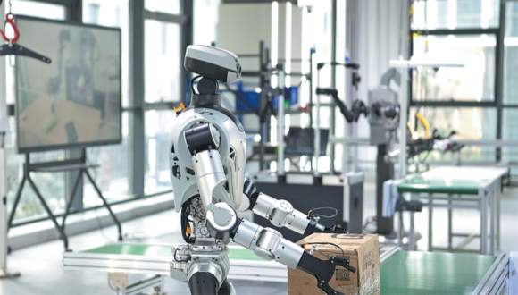 Des laboratoires au marché, la Chine accélère le déploiement des technologies de pointe                    Des robots déployés dans les aéroports et les hôtels aux véhicules autonomes circulant sur les routes de la ville et à l'informatique quantique s'attaquant aux calculs industriels complexes, les innovations en Chine passent rapidement des laboratoires aux applications du monde réel.