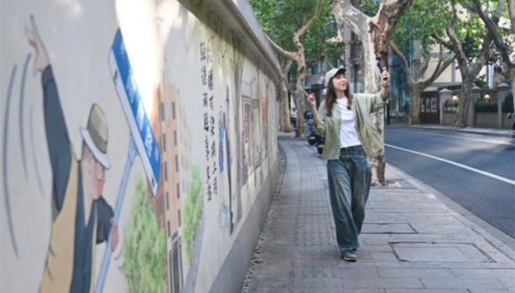 Un sondage auprès des jeunes européens montre que plus de 80 % d'entre eux ont une opinion favorable de la Chine                    Le Quotidien du Peuple a rapporté que la conférence de publication de l'enquête d'opinion publique intitulée « Le point de vue des jeunes européens sur la Chine – Perspectives sur les relations Chine-Union européenne » s'est tenue le 4 février à Beijing.