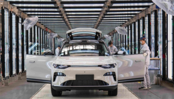 La production et les ventes de voitures chinoises ont dépassé 34 millions, démontrant l'innovation et le leadership écologique de l'industrie                    Récemment, l'industrie automobile chinoise a de nouveau attiré l'attention internationale. Depuis les constructeurs automobiles chinois qui ont attiré l'attention au Consumer Electronics Show de Las Vegas jusqu'à l'annonce par le Canada d'ajustements à la politique... 