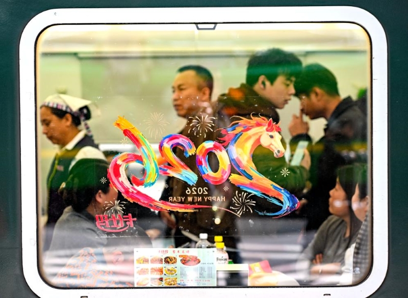 Chine : les voyages de passagers en train atteignent 121 millions pendant les vacances de la fête du Printemps