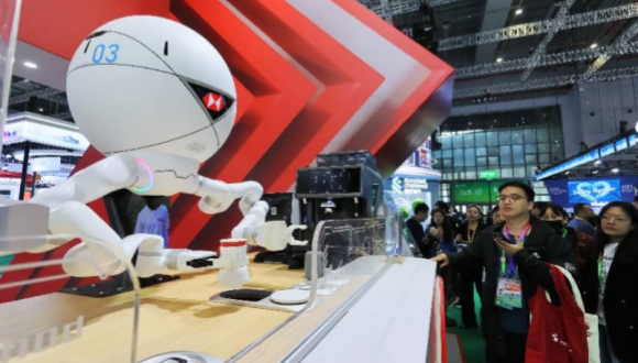 CIIE : une fenêtre essentielle dans la quête d'ouverture de la Chine                    La 9e édition de l'Exposition internationale d'importation de la Chine (CIIE) se tiendra au Centre national d'exposition et de congrès situé à Shanghai du 5 au 10 novembre prochain. En tant que première foire commerciale nationale au monde exclusivement consacrée aux importations, la CIIE a attiré des exposants et des délégués de plus de 180 pays et régions au cours de ses huit premières éditions. 